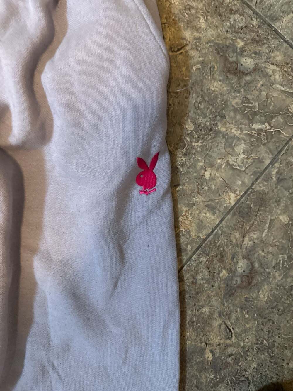 PLAYBOY - Picture 2 of 7